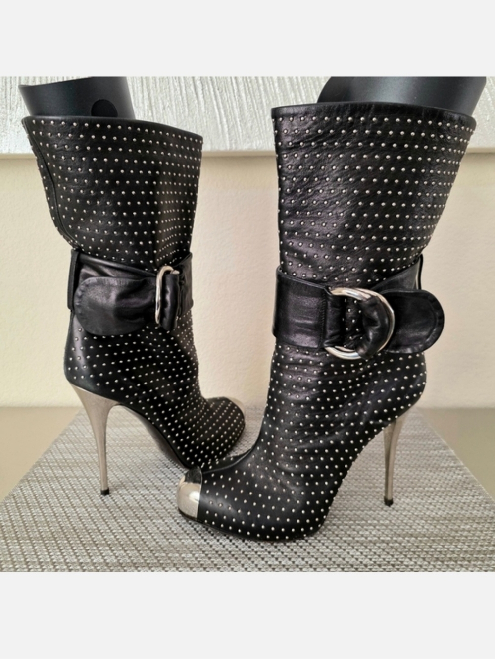 Giuseppe Zanotti Black Leather Silver Studded Buckle Stiletto Boots - EU 39 - Picture 2 of 16